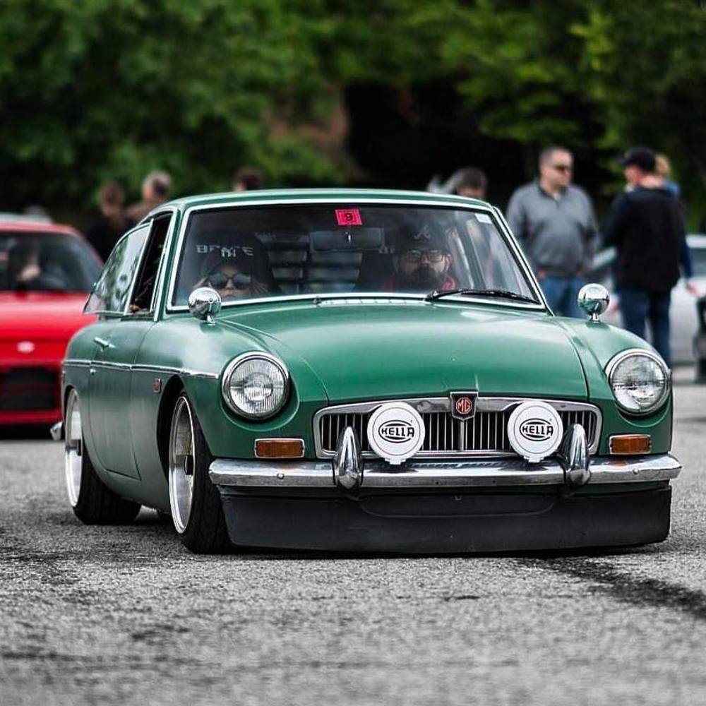 Meet your Posher, Devin